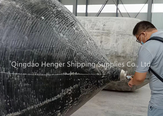 کیفیت BV Certified Marine Rubber Airbag and Pneumatic Rubber Fender with 4-25m Length and 6-8 Years Useful Life کارخانه