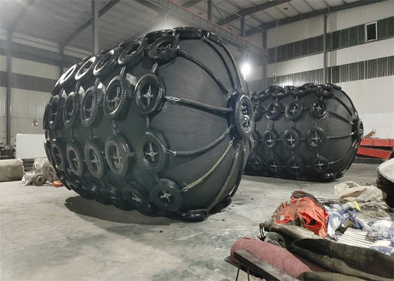 کیفیت گلگیر لاستیکی بادی مشکی ISO17357 استاندارد 3.3*6.5M 50Kpa برای فروش کارخانه