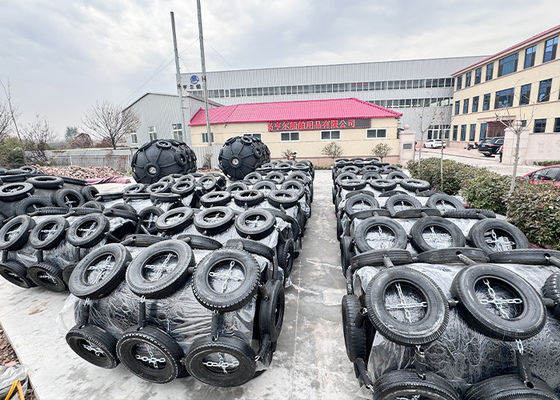 کیفیت حاشیه شناور دریایی مواد EVA پر از فوم برای حفاظت از قایق کارخانه