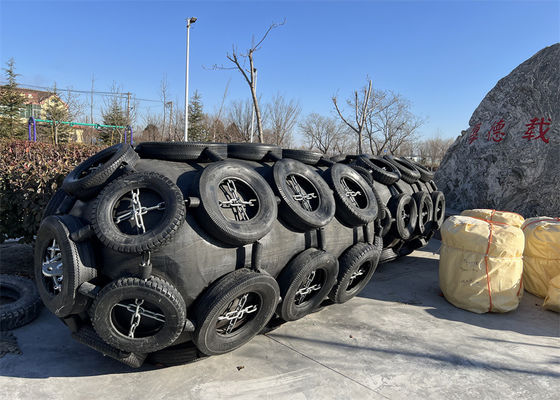 کیفیت فشار بالا لاستیک سیاه فندر دریایی آسان نصب کارخانه