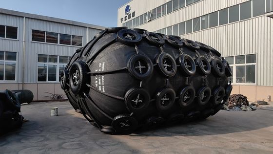 کیفیت قطر از 0.5m تا 4.5m پنوماتیک لاستیک Fender انحراف 60٪ کارخانه