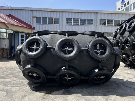 کیفیت 2 سال گارانتی سفارشی با عملکرد بالا لاستیک دریایی پنوماتیک کارخانه