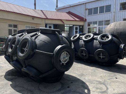 کیفیت انعطاف پذیری سفارشی پنوماتیک لاستیک مارین فندرها آسان برای نصب کارخانه