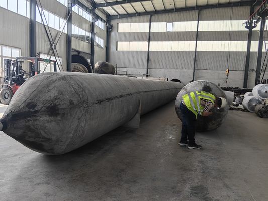 کیفیت 0.2-0.4Mpa کوله های هوایی دریایی استوانه ای با فشار بالا برای پرتاب کشتی کارخانه