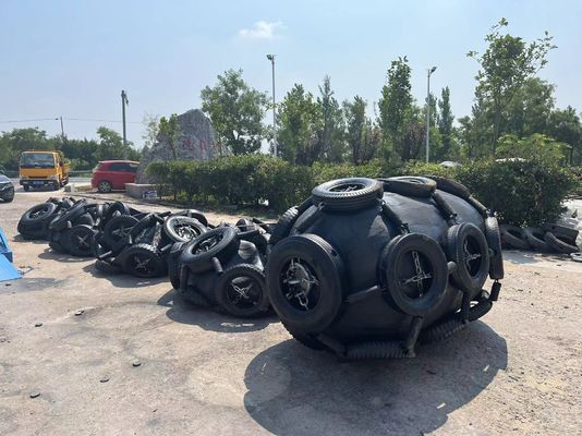 کیفیت کشتی ها انواع شبکه / اسلنگ پنوماتیک لاستیکی 50kpa / 80kpa بادکنک کارخانه