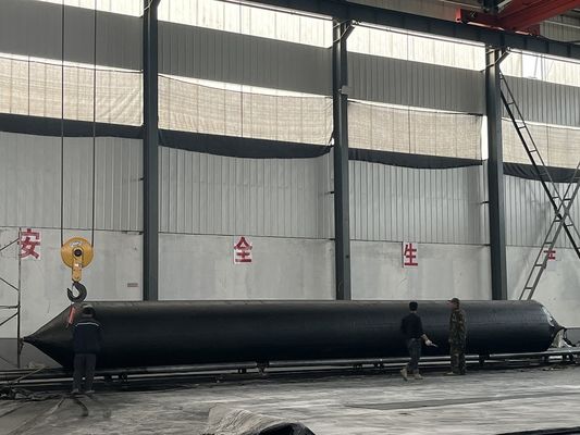 کیفیت استحکام لاستیک و الیاف مصنوعی کیسه هوای لاستیکی دریایی باد شده با استفاده از هوای فشرده ایده آل برای برنامه های بلند کردن و پرتاب دریایی کارخانه
