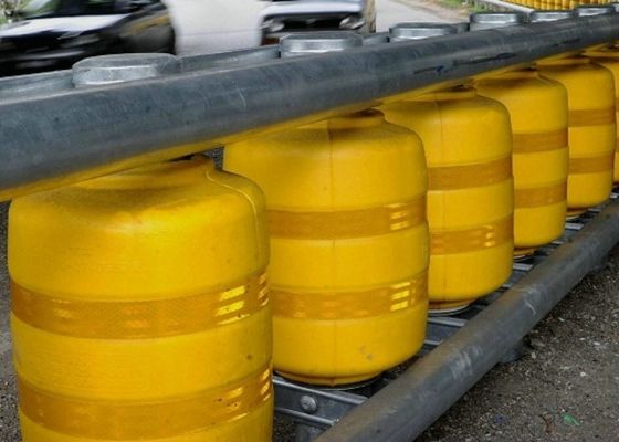 کیفیت PU فوم / EVA ترافیک ایمنی رول سد هلی کوپتر غلتکی برای حوادث - جاده های سنگین کارخانه