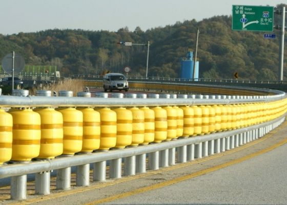 کیفیت ضد سقوط ایمنی Roller Barrier Road Spinning Barrier Highway Guardrail کارخانه