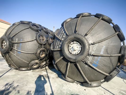 کیفیت افزایش بهره وری پنوماتیک دریایی Fender 50/80Kpa فشار داخلی طراحی فشار بالا کارخانه