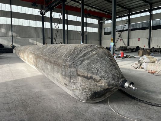 کیفیت کوله هوا از لاستیک دریایی سفارشی که دارای لایه های 4 تا 12 است که مدت 18 ماه را برای عملیات پرتاب و لنگر انداز کشتی مناسب می کند کارخانه