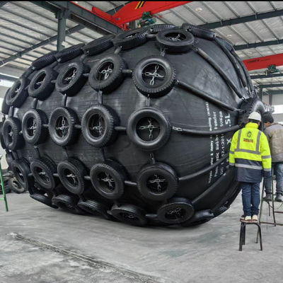 کیفیت 0.5*1m-4.8*12m پنوماتیک لاستیک Fender برای ساحل کارخانه