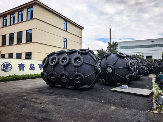 کیفیت فندرهای اصلی بندری با فشار پرتاب 50KPa کارخانه