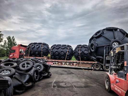 کیفیت گلگیر بادی لاستیکی پنوماتیکی نوع Yokohama برای محافظت از قایق با گواهینامه استاندارد BV کارخانه