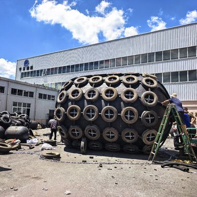 کیفیت هنجر پنوماتیک لاستیک Fenders   تکنولوژی پیشرفته، لاستیک درجه بالا برای ایمنی دریایی و دوام کارخانه