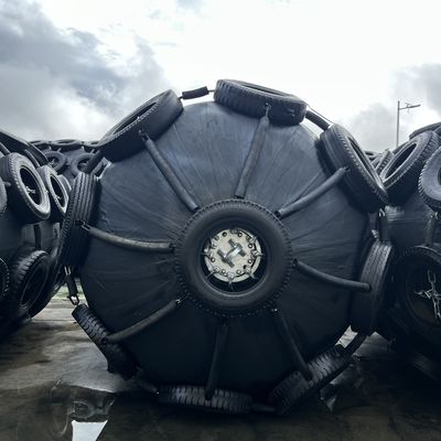 کیفیت Heavy Duty Pneumatic Rubber Fender Inflatable Yokohama Type Fender for Protection of Large Oil Tankers and Gas Carriers کارخانه
