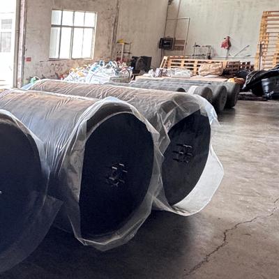 کیفیت High Elasticity Anti-Leakage Aging Resistance Foam Filled Fender EVA Solid Fender Customized for Marine Applications کارخانه