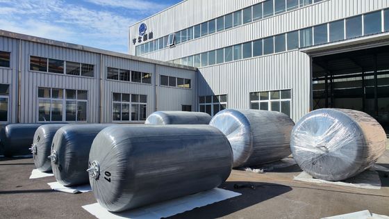 کیفیت حفاظت از ساحل ساخته شده آسان شناور دریایی فندر با فوم و گالوانیزهای داغ یا زنجیره فولاد ضد زنگ کارخانه