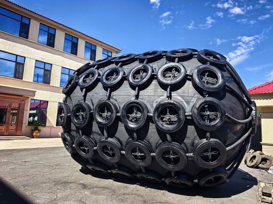 کیفیت گلگیر لاستیکی پنوماتیکی 0.3-4.8 متری سفارشی با شیر ایمنی و 24 ماه عمر مفید کارخانه