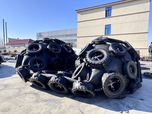 کیفیت طول عمر طراحی 8 تا 15 سال، سپر شناور بادی اسکله، دوام بالا، حفاظت سنگین اسکله شناور برای قایق ها کارخانه