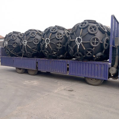 کیفیت OEM STS Ship Docking 4.5 * 9m Pneumatic Marine Fender Ship Ship Technology کارخانه