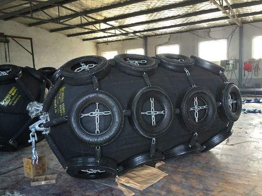 کیفیت 50Kpa BV Certificate Docking Marine Pneumatic Rubber Fender کارخانه