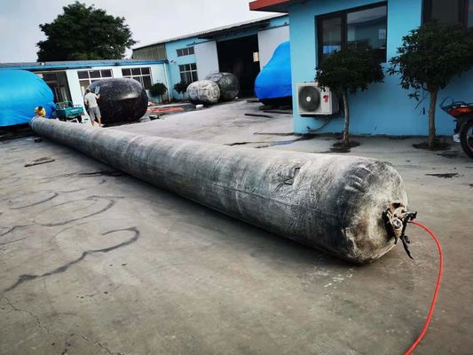 کیفیت D15 L12m 8 لایه راه اندازی کیسه هوای دریایی ایربگ لاستیکی دریایی کارخانه