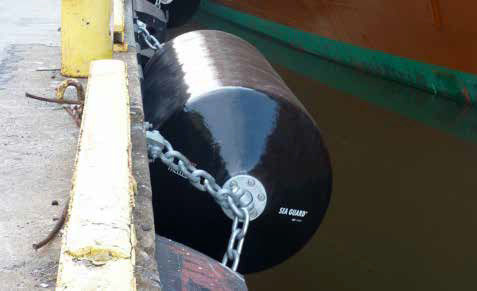 کیفیت Low Maintenance Required UV Resistant And Corrosion Resistant Foam Filled Fender with High Energy Absorption Capacity for Marine Floating Fender کارخانه