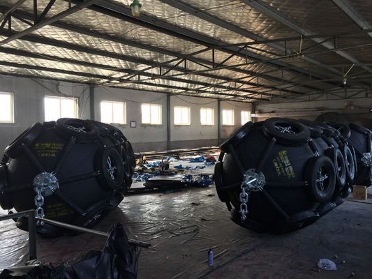 کیفیت تجهیزات دریایی یوکوهاما پنوماتیک دندانه دار یوکوهاما پنوماتیک لاستیکی کارخانه