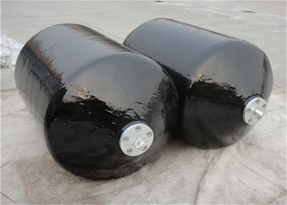 کیفیت ISO17357 Standard Foam Filled Fender with Polyethylene Outer Shell and Closed-cell Foam Core for Durable Impact Protection کارخانه