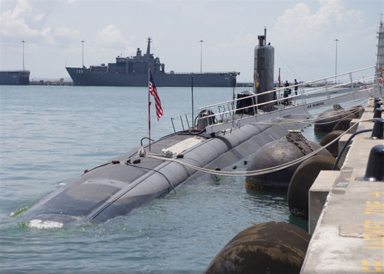 کیفیت 50Kpa 80Kpa زیردریایی هیدروپنوماتیک لاستیکی گلگیر نوع زنجیر اسکله کارخانه