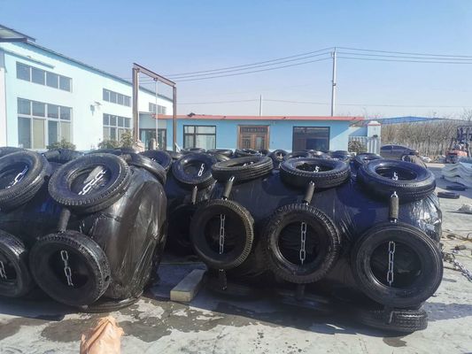 کیفیت High Energy Absorption Foam Filled Fender and EVA Solid Fender for Safe Ship Berthing and Anti Collision کارخانه