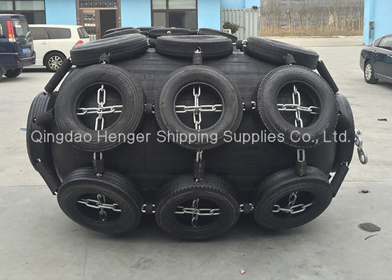 کیفیت ISO17357 Compliant Pneumatic Rubber Fender with Customized 0.3-4.8 M Size and 50kpa & 80kpa Pressure for Marine Applications کارخانه