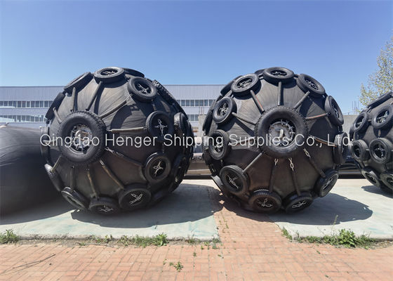 کیفیت ISO 17357 Compliant Natural Rubber Pneumatic Rubber Fender with 50Kpa/80kpa Working Pressure for Marine Protection کارخانه