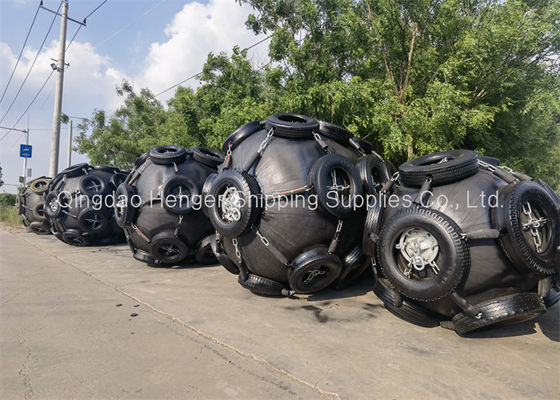 کیفیت ISO 17357 Compliant Natural Rubber Pneumatic Rubber Fender with 50Kpa/80kpa Working Pressure for Marine Protection کارخانه